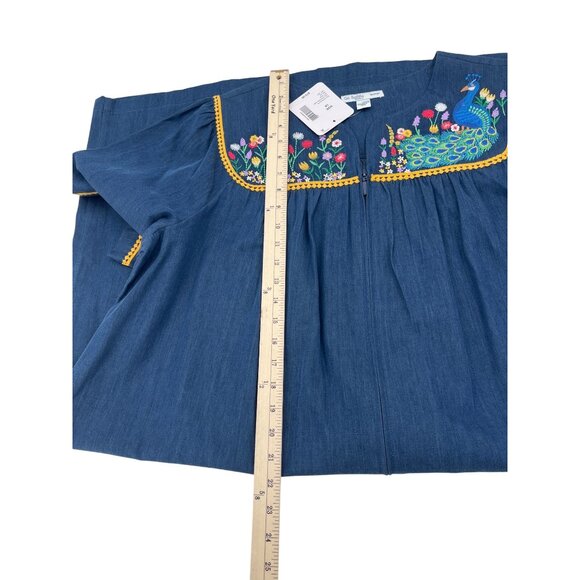 Go Softly Women's Chambray Patio Dress 1X Embroidered Peacock & Floral Mumu NWT - Picture 10 of 10